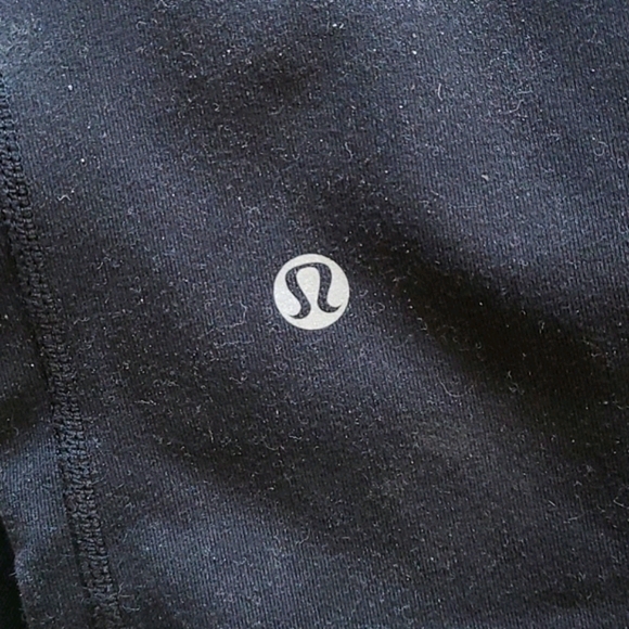 Lululemon - Picture 6 of 6